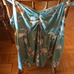 Very cute Torrid sun shirt